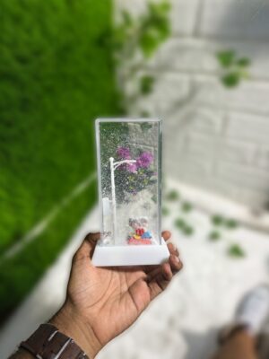 Snowfall Couples Lamp, Street Light