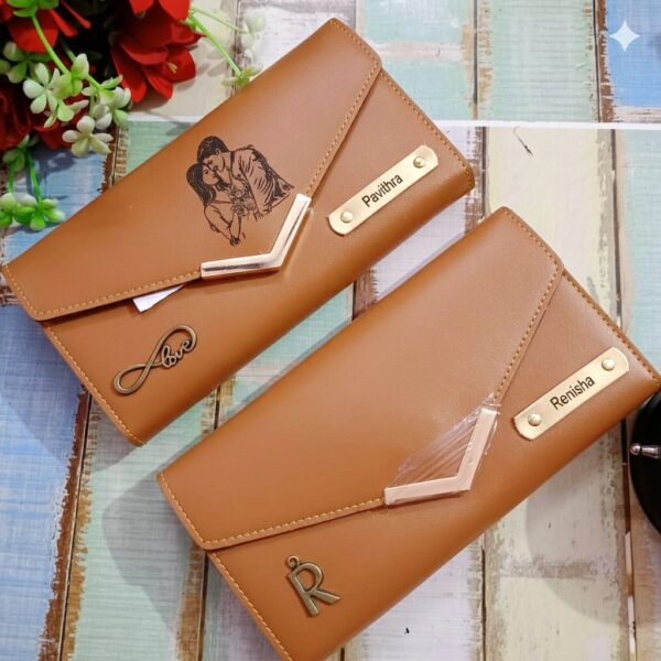 Ladies sketch wallet