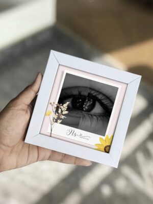 Customizable Couples Eys frame